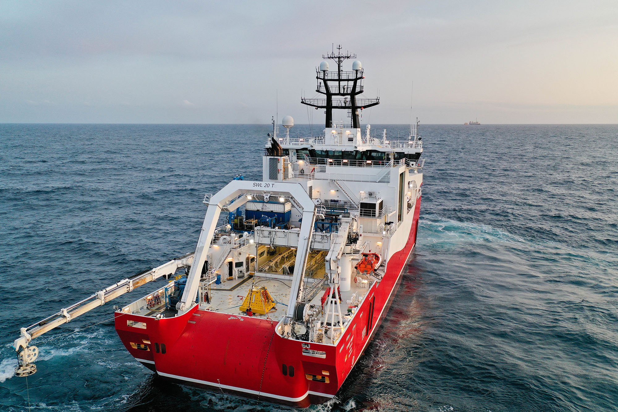 Fibre Optic Network And Offshore Coverage